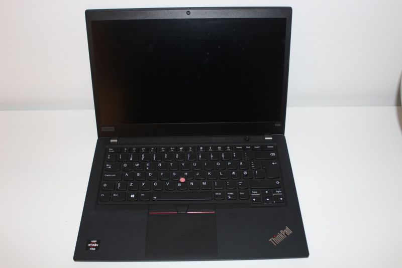 Lenovo ThinkPad T495 | Ryzen 5 PRO | 16GB RAM | 256GB SSD | Rigtig fin stand